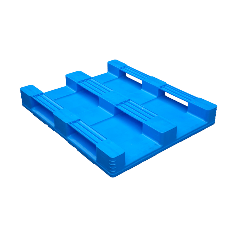 3 runner rackable plastic pallet