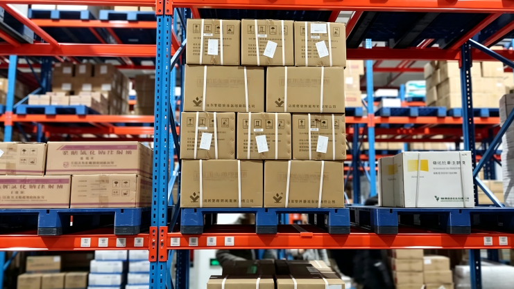 Pallets on high-bay racking