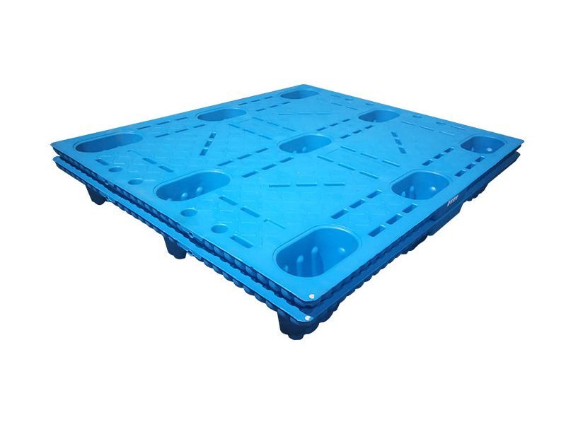 Nine leg plastic pallets